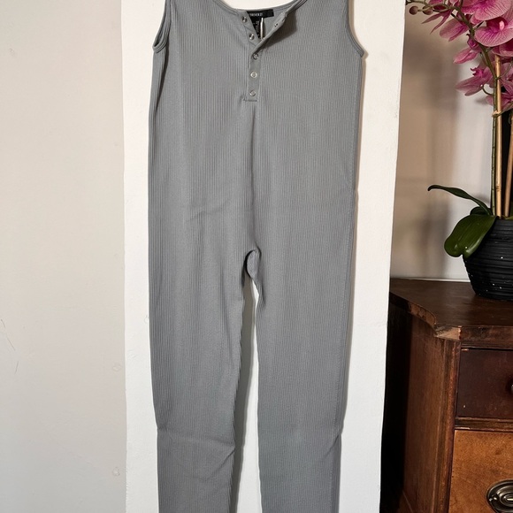 Forever 21 Pants - Gray Ribbed Jumpsuit